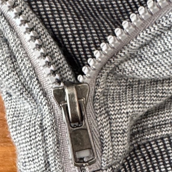 Cat & Jack Gray and Teal infant Bodysuit - Picture 6 of 9